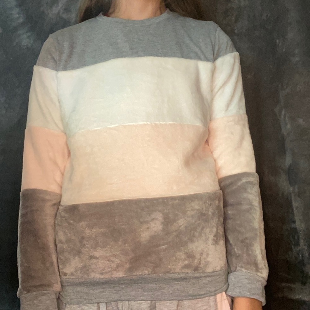 Kids plush sweater